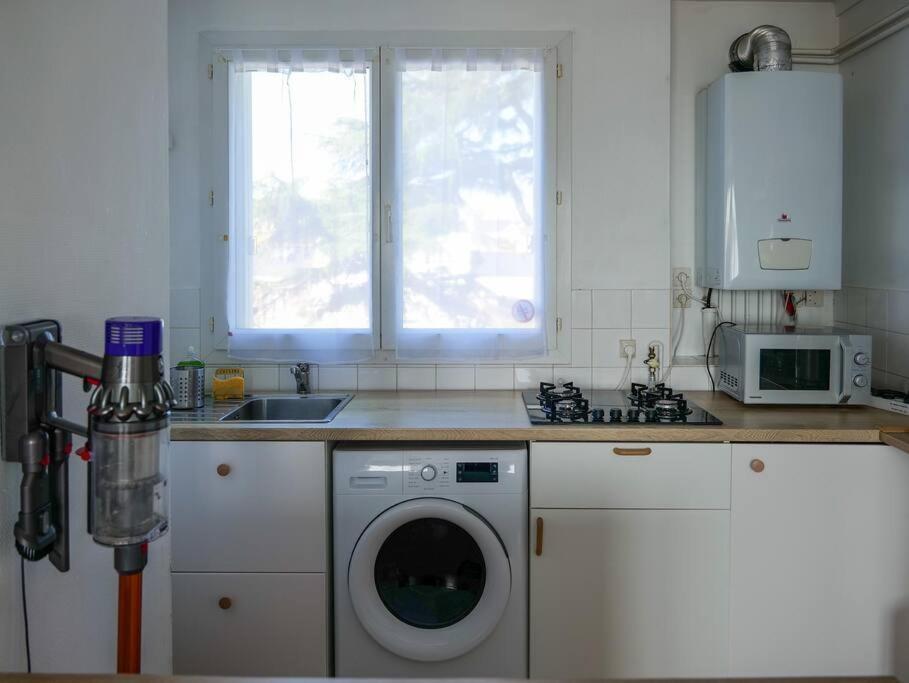 Charmant T2 Bien Place Avec Parking Nantes Kültér fotó
